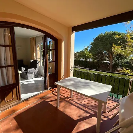 El Toro Apartment *