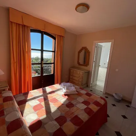 El Toro Apartment *